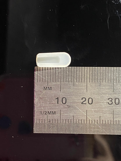 white end cap inverse side with measurement of length