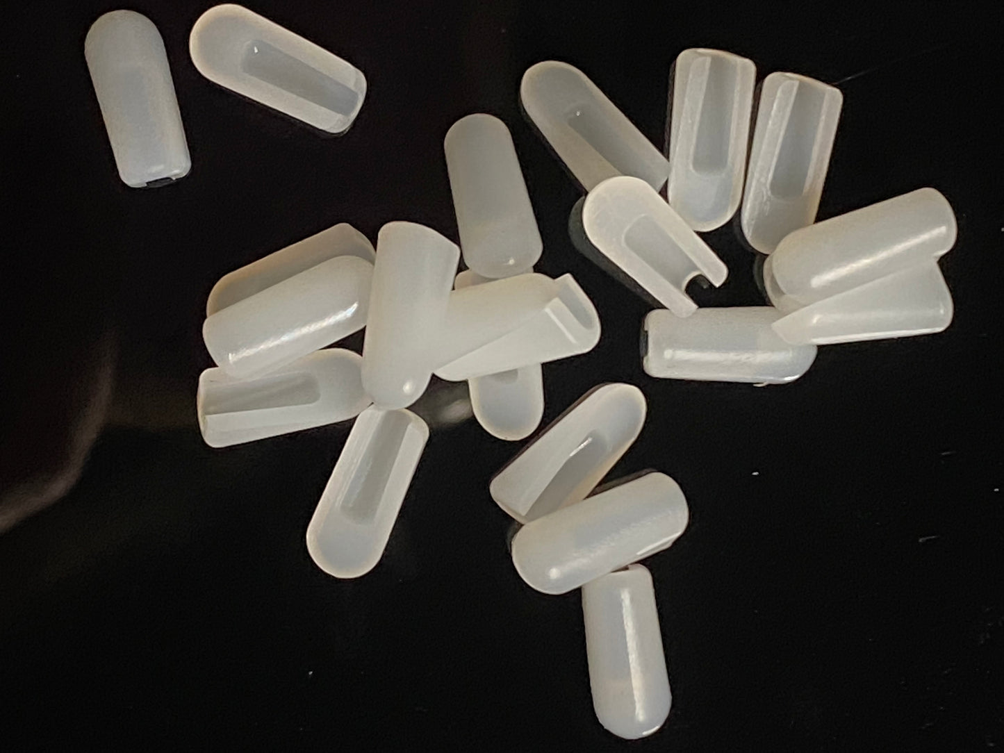 white end caps, viewed from all sides