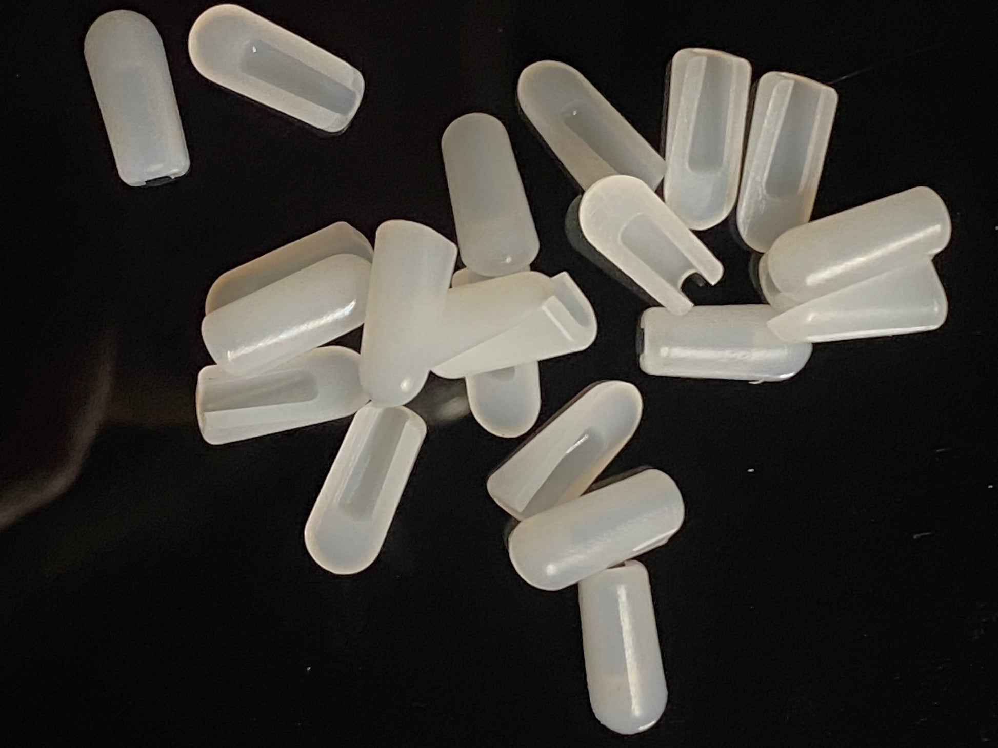 white end caps, viewed from all sides