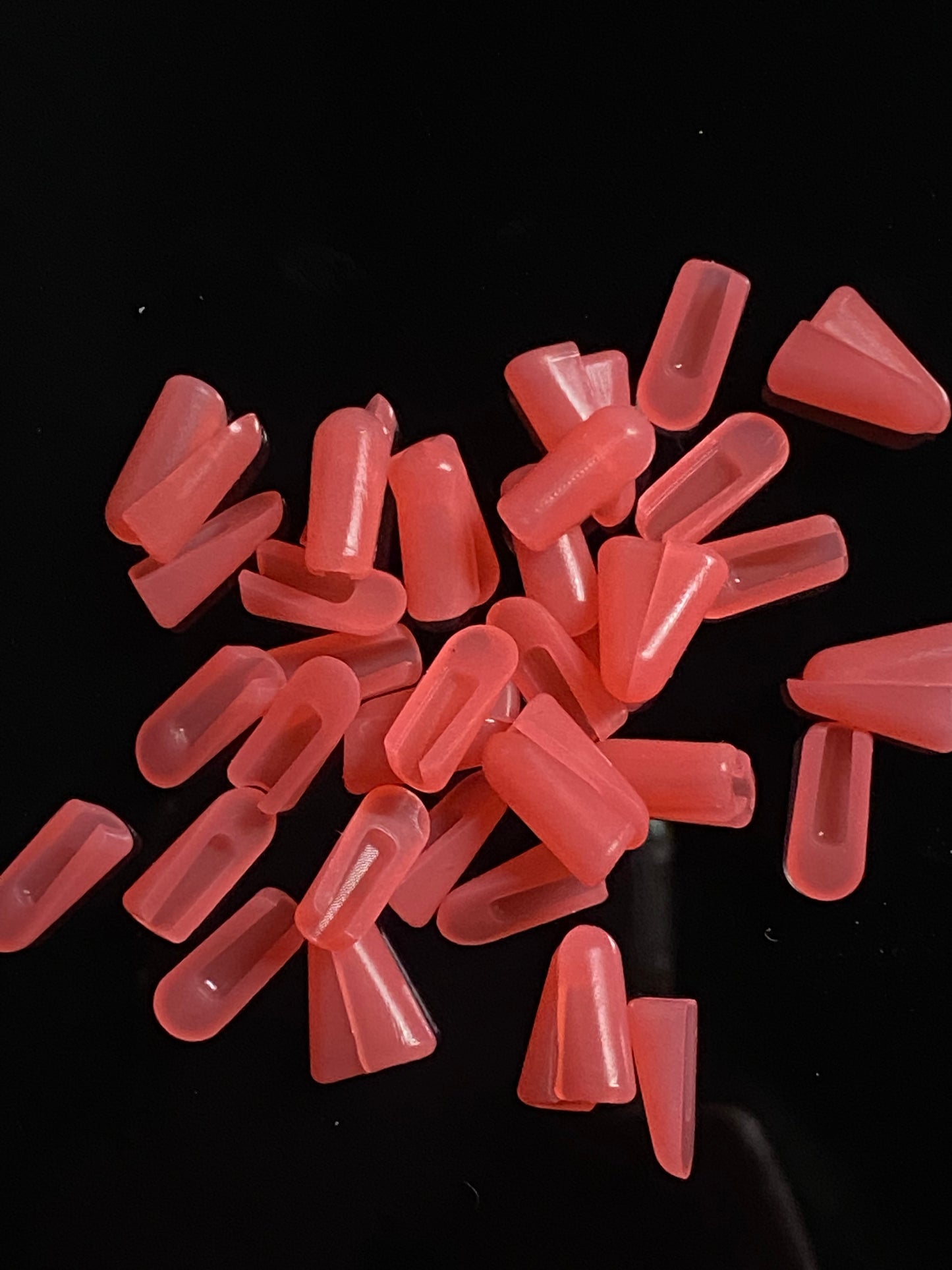 Red silicone end caps. view from all sides