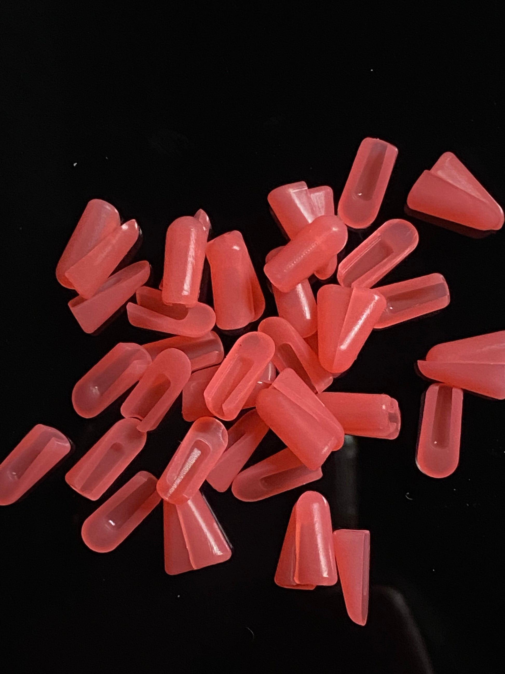 Red silicone end caps. view from all sides