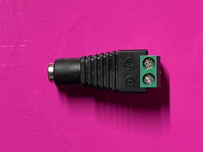Female connector side view.