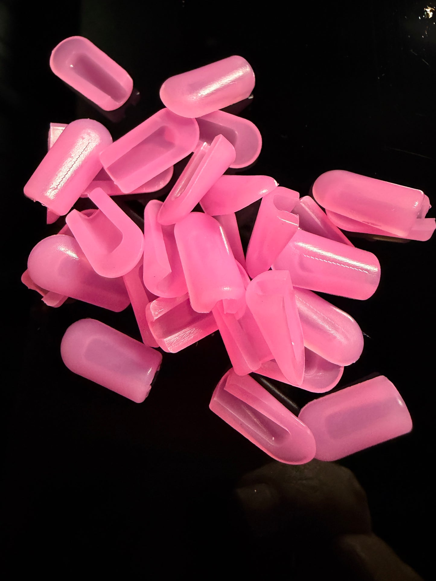 Silicone end caps - Hot Pink