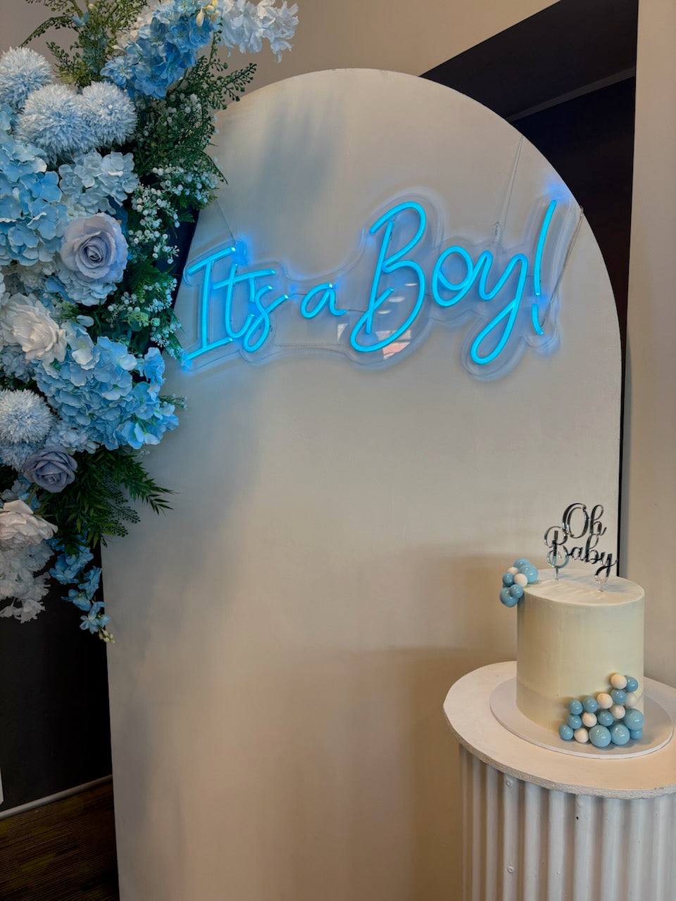 Ice Blue LED "It's a boy" on clear acrylic